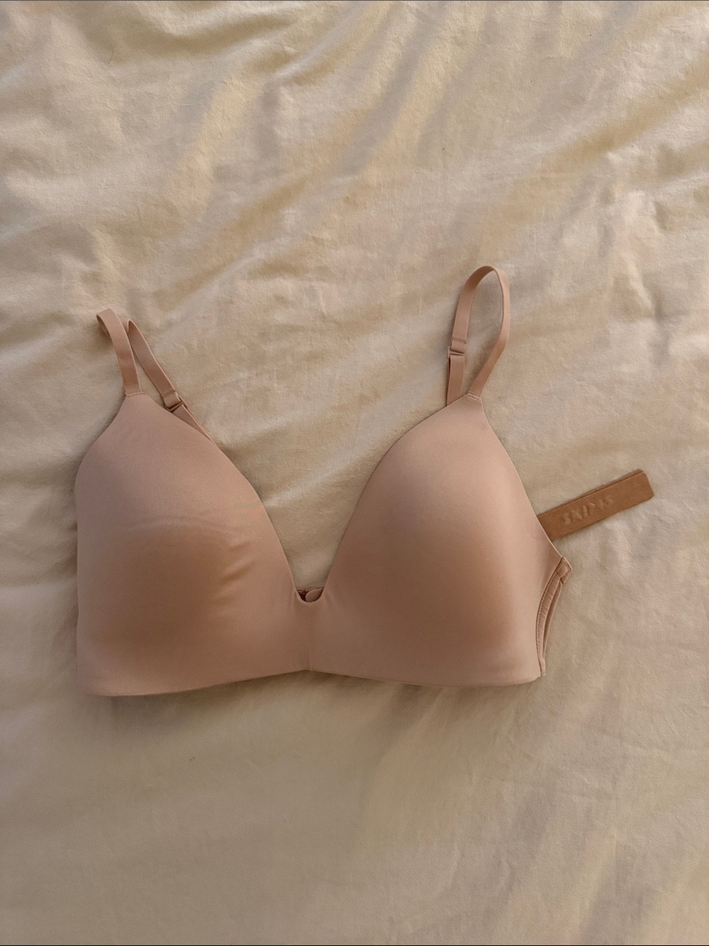 SKIMS Wireless Form T-Shirt Bra